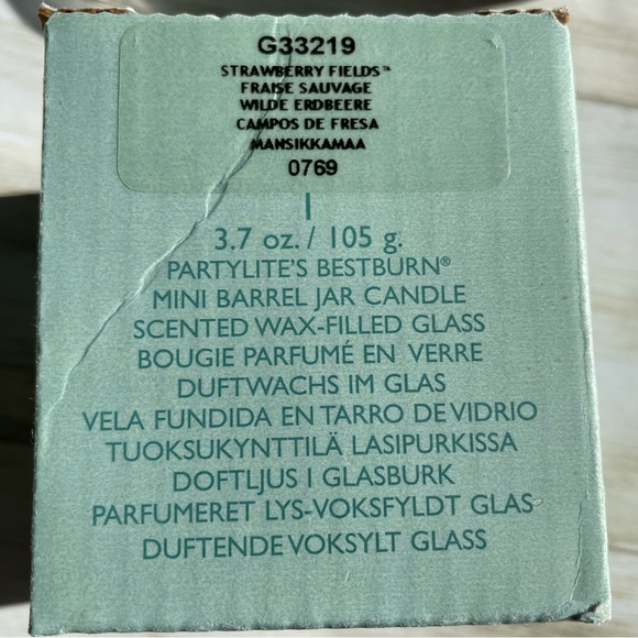 Partylite Strawberry Fields 3.7 oz. Candle - Picture 3 of 5